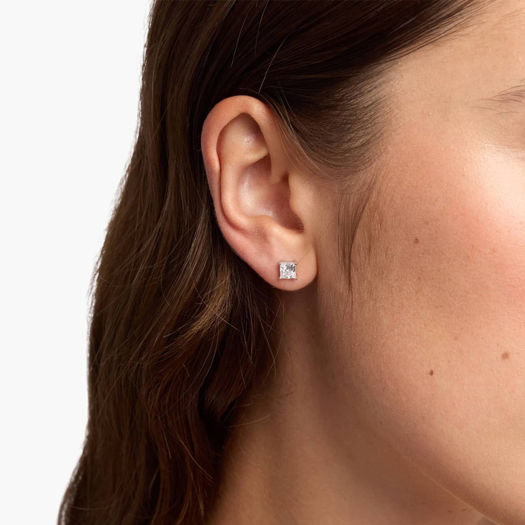 Iva Princess-Cut Moissanite Stud Earrings 3