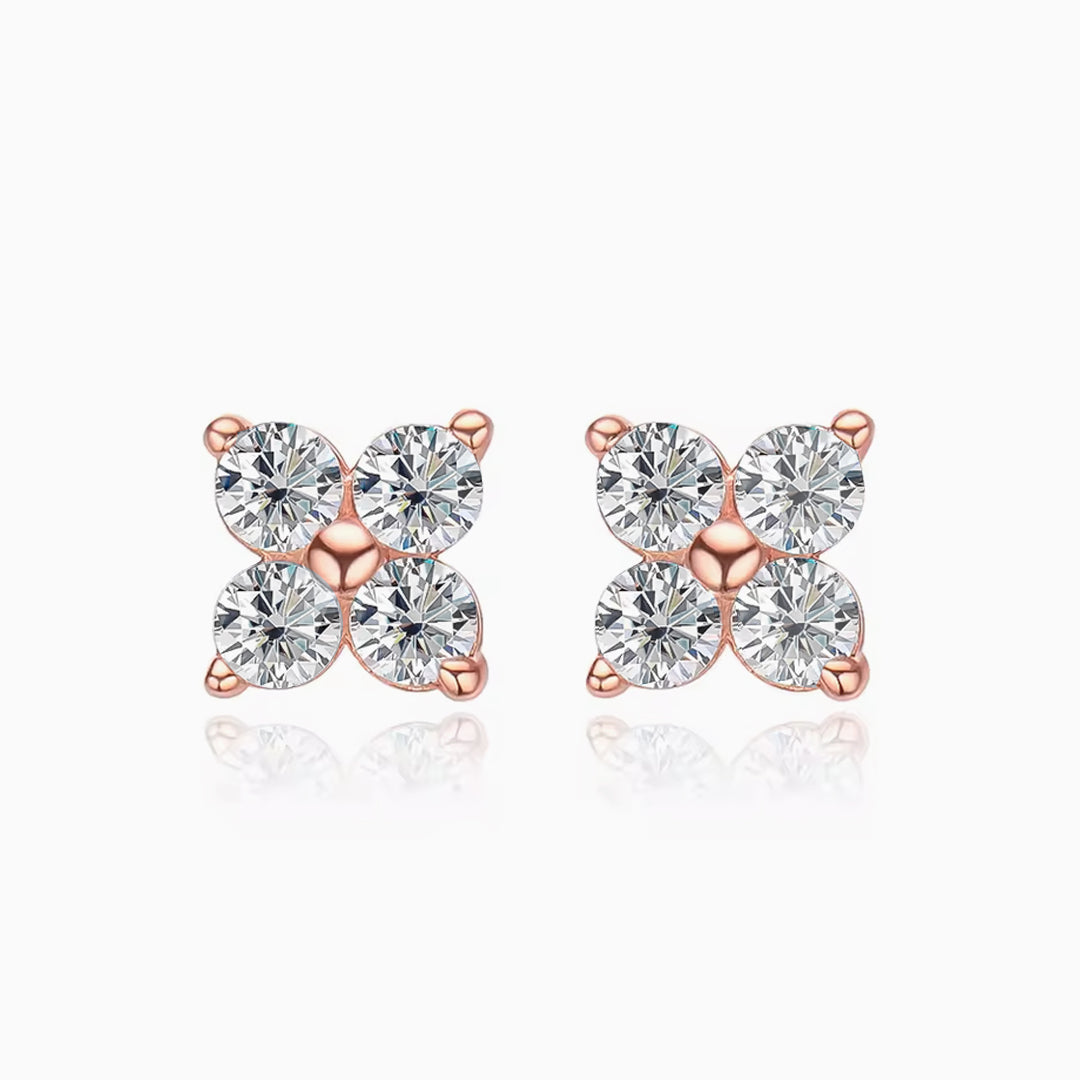 Yuna 4-Leaf Clover Moissanite Earrings 4
