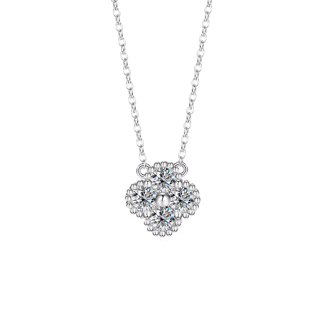 Yuna 4-Leaf Clover Round-edge Moissanite Necklace 0