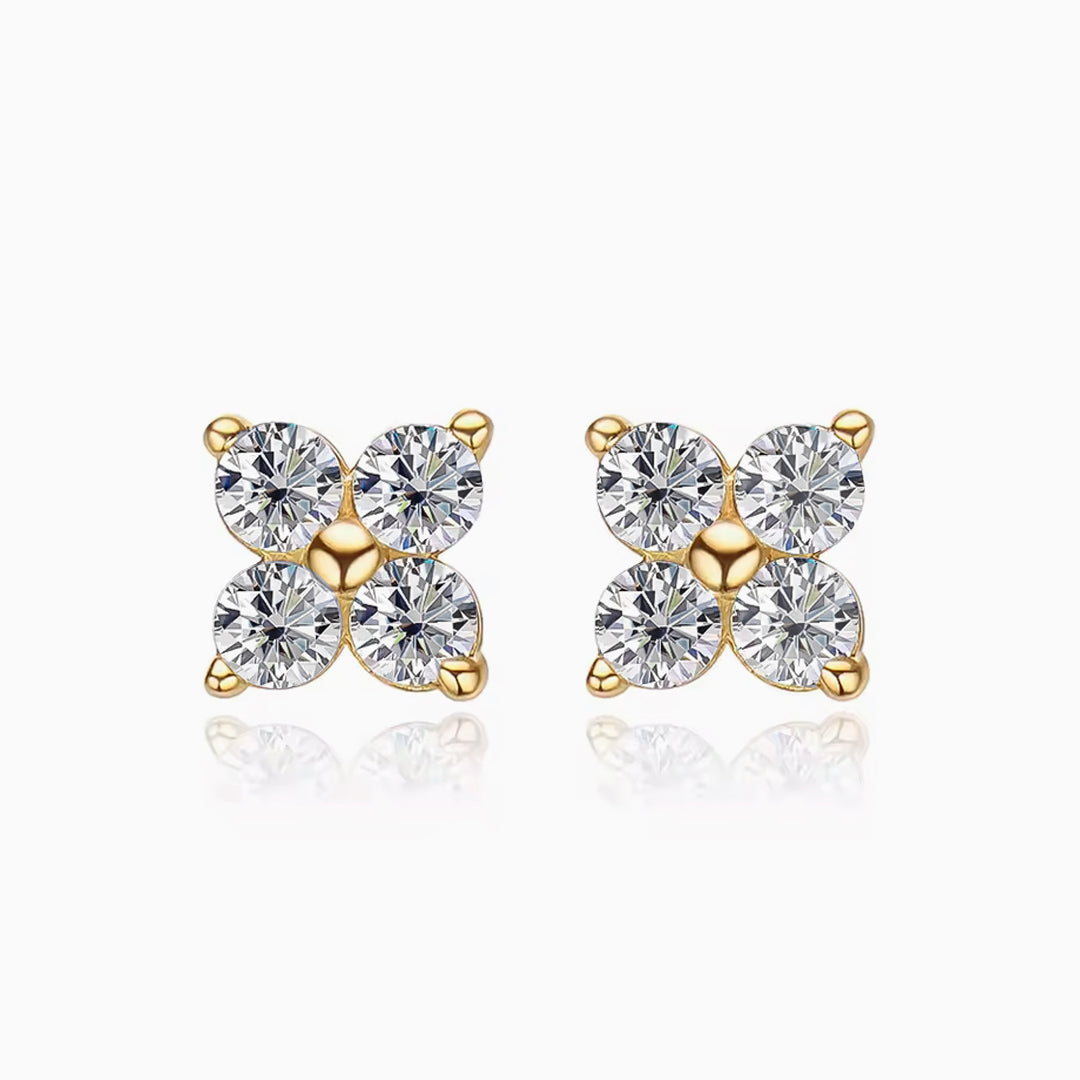 Yuna 4-Leaf Clover Moissanite Earrings 2