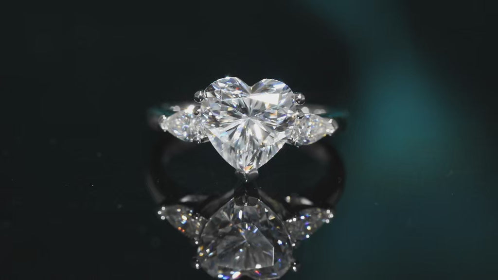 Amoura Heart Moissanite Ring